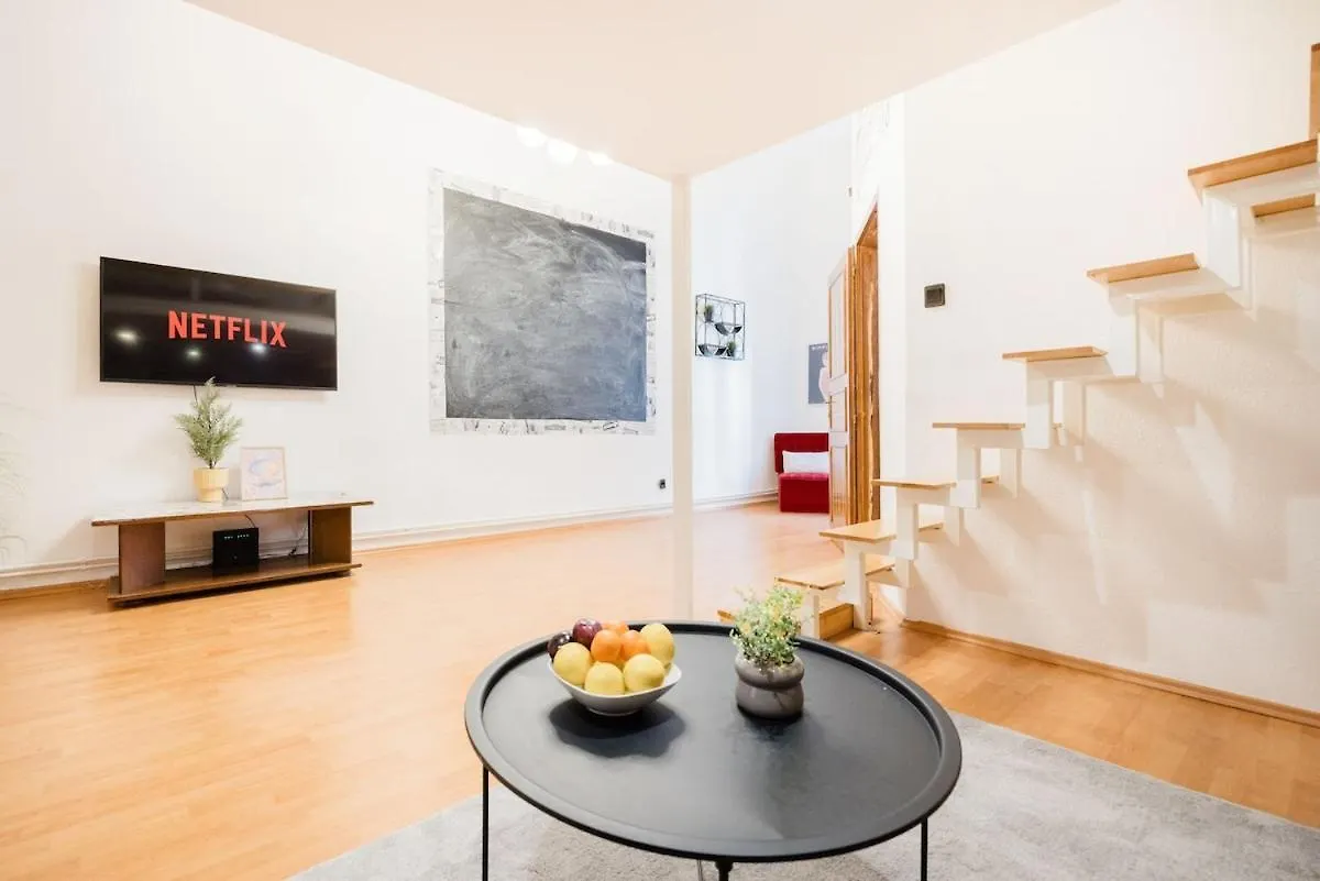 Mh008-Secluded Spacious Oasis-Best Location In Downtown Budapest