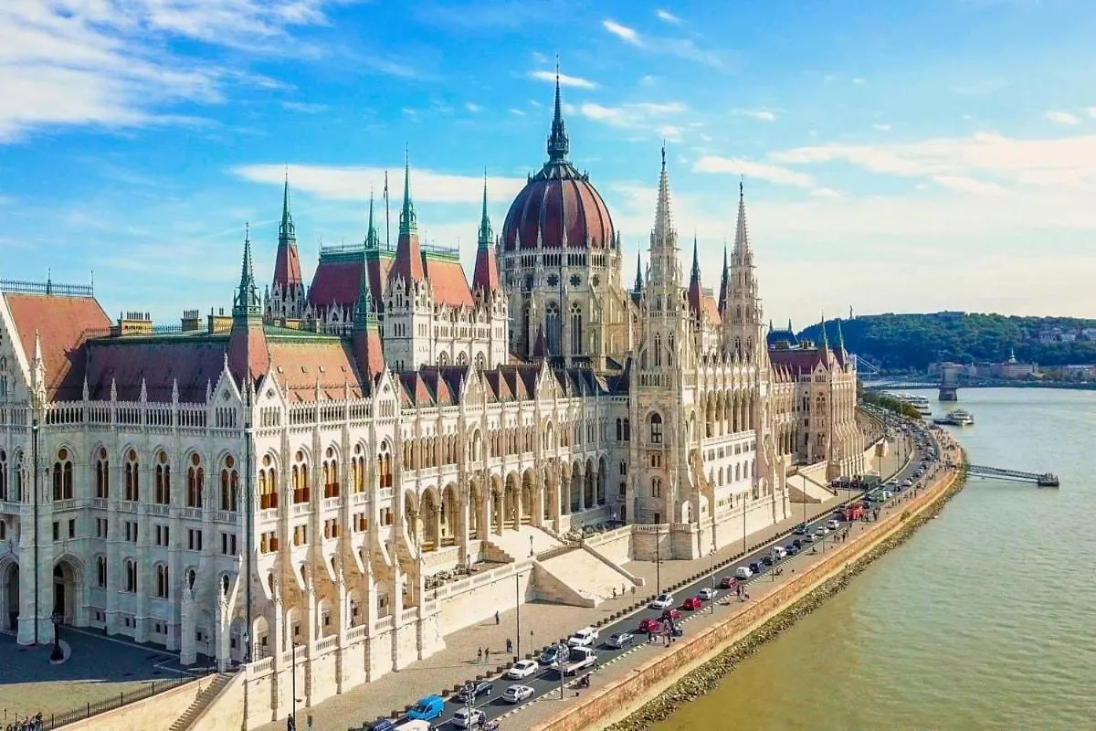Mh008-Secluded Spacious Oasis-Best Location In Downtown Budapest